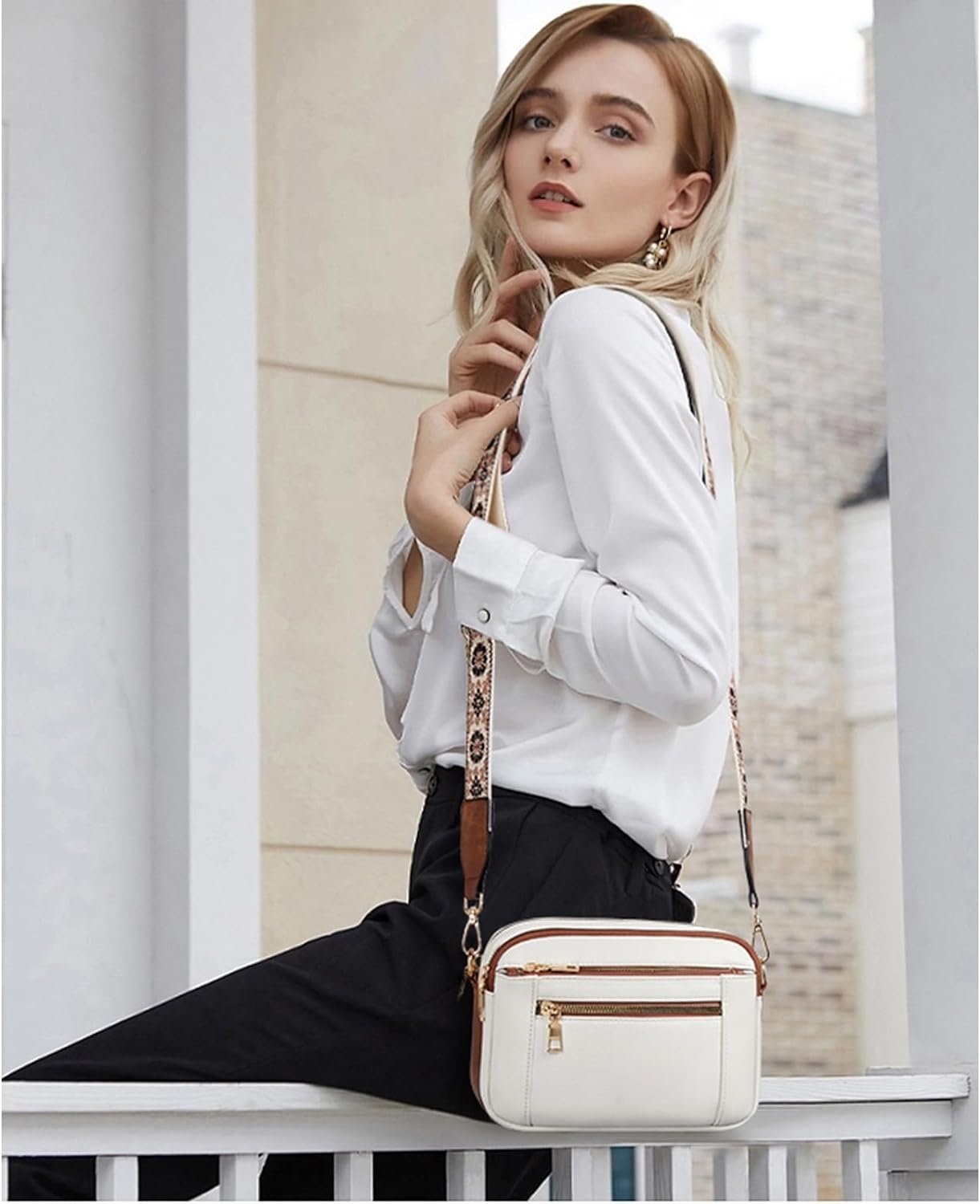 Elegant Evelyn Black Shoulder Bag | Premium Leather, Versatile Design 7