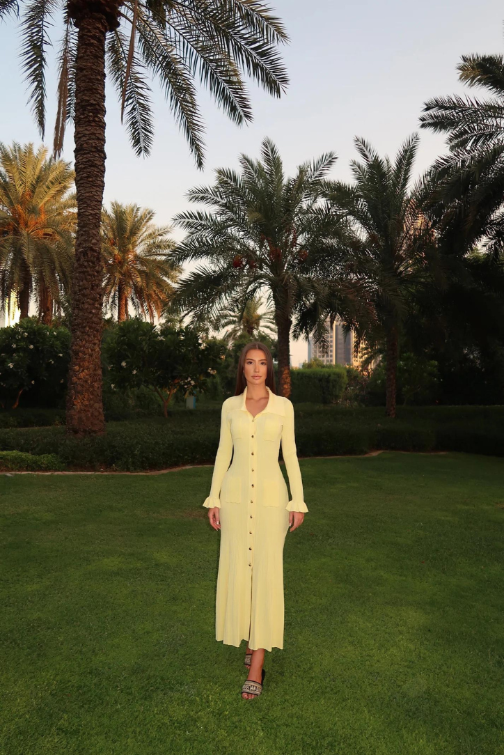 Sleek Women's Midi Dress | Lightweight Knit with Ruffled Sleeves 2