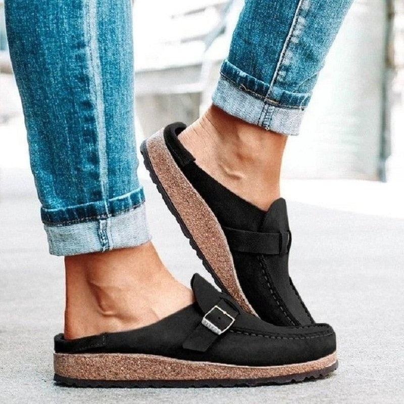 Maverick Women's Clogs | Lightweight Synthetic, Everyday Comfort 3