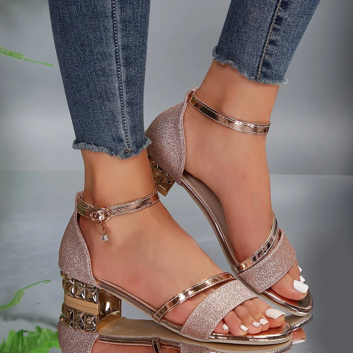 Sleek Women's Sandals | Open-Toe Comfort, Versatile Design 3